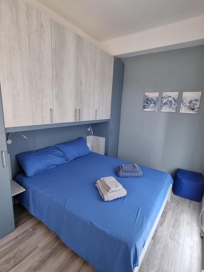 Blue House Apartment - San Massimo Верона Экстерьер фото