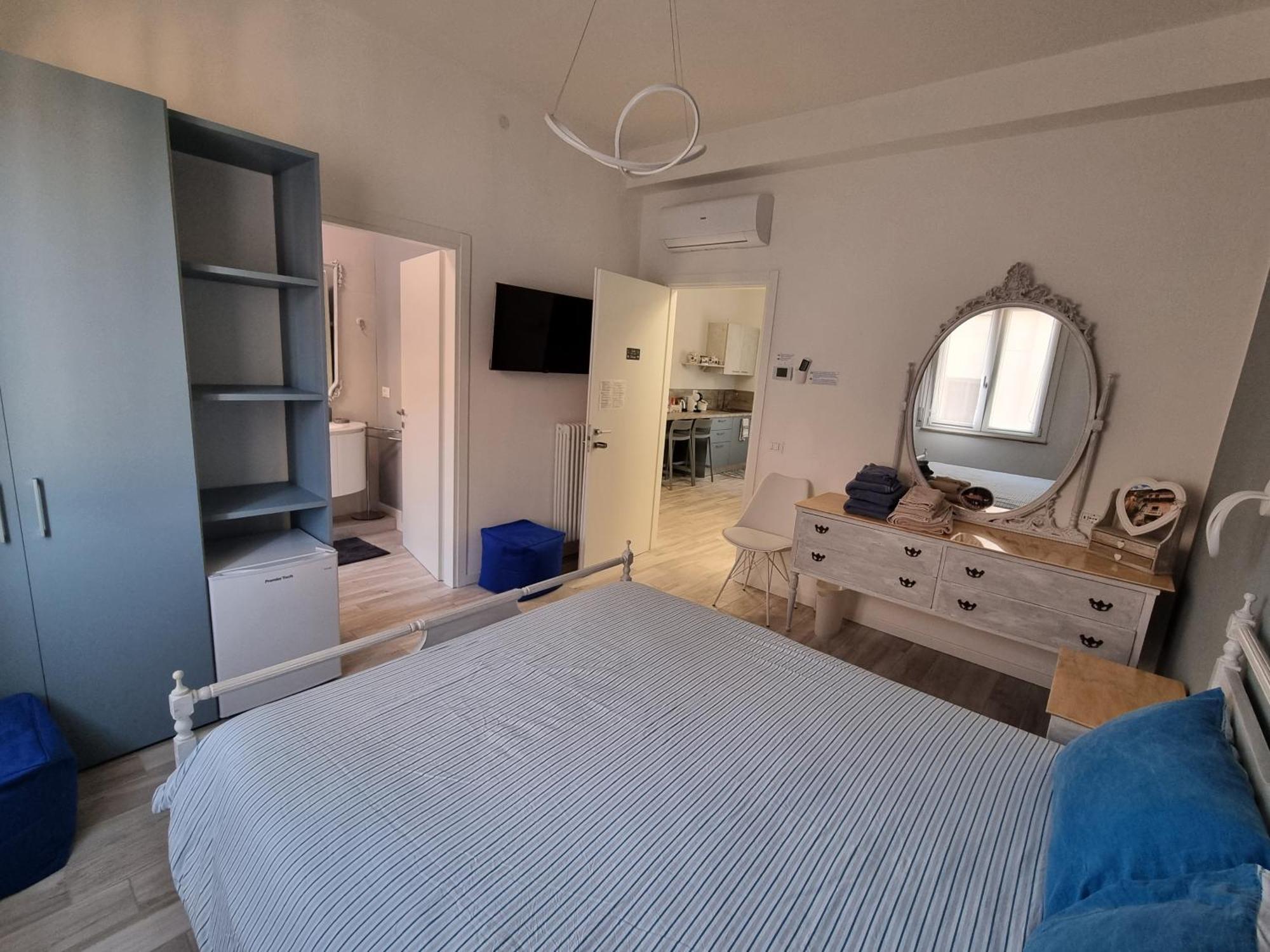 Blue House Apartment - San Massimo Верона Экстерьер фото